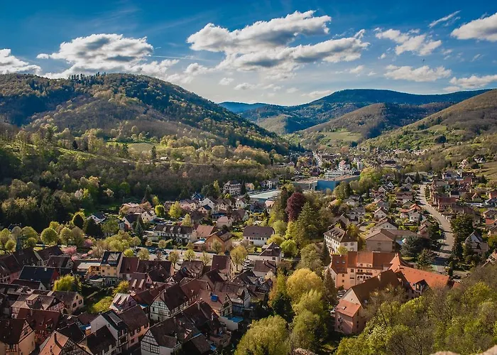 בית נופש L'atelier - Grande Maison Avec Garage